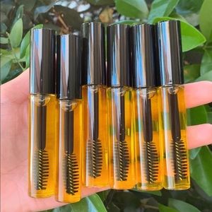 ✨Eyelashes/Eyebrows growth serum✨